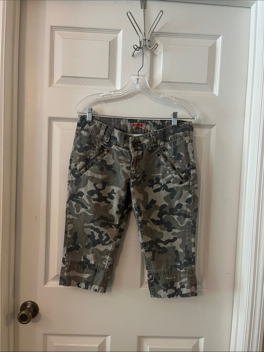 Camo womens Capri Pants - Olive Green
